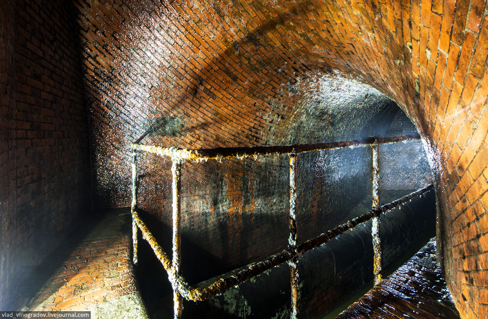 Кто мечтал провести подземный ход. Самарская канализация в.г Линдлея. Подземные ходы Самара. Канализация Вакано. Канализация Самара 19 век.