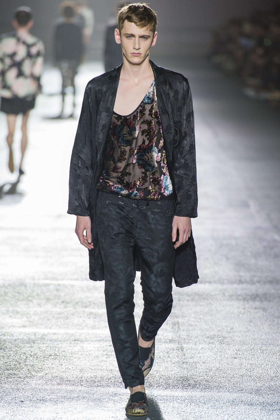 Male Model Otaku: Tom Webb: Spring/Summer 2014 Runway 【Paris】