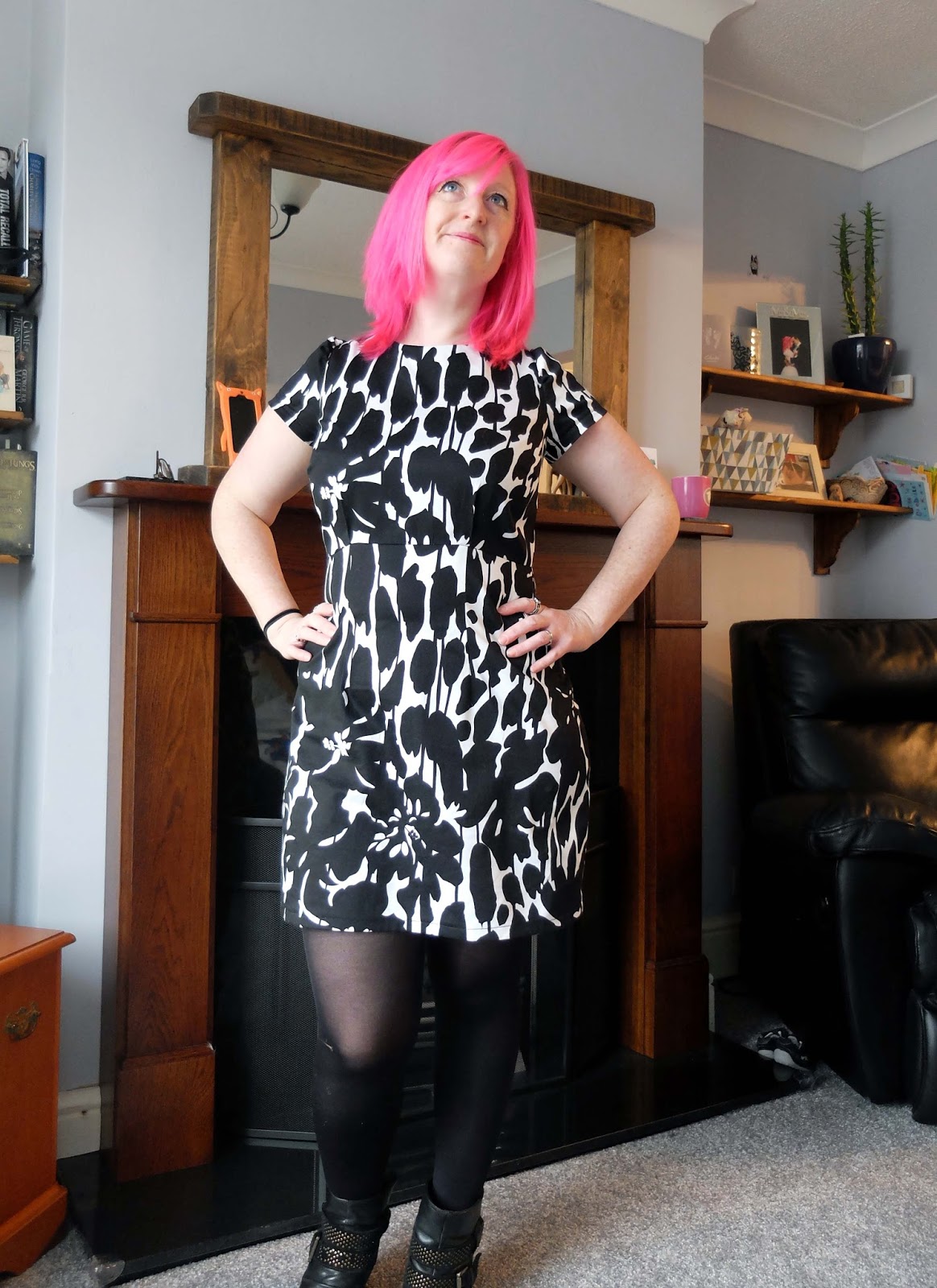 A well adjusted Megan dress | The DIY Fox