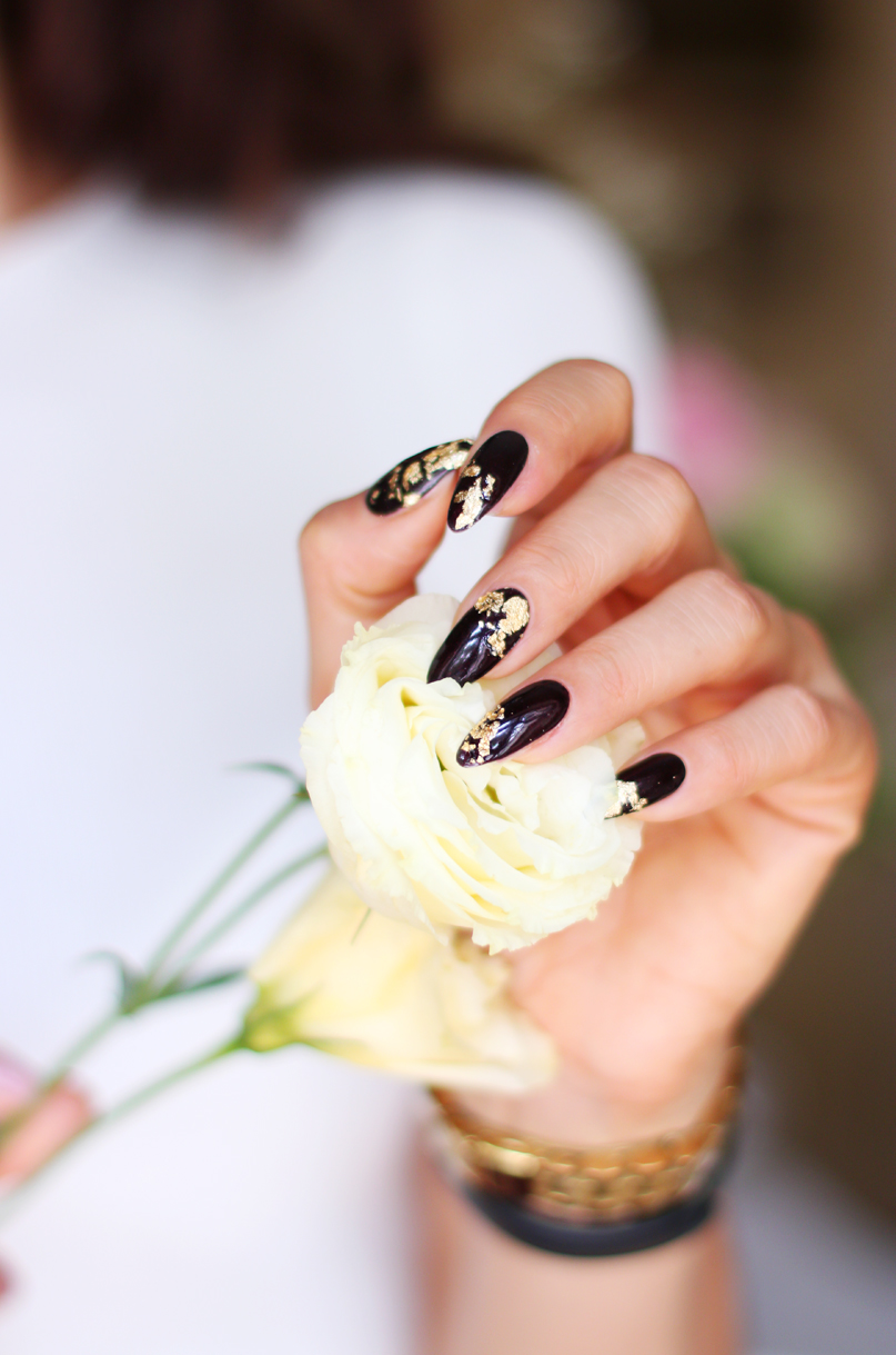 Francuski Manicure Czy Wieczorowe Paznokcie Ze Zlotem Alina