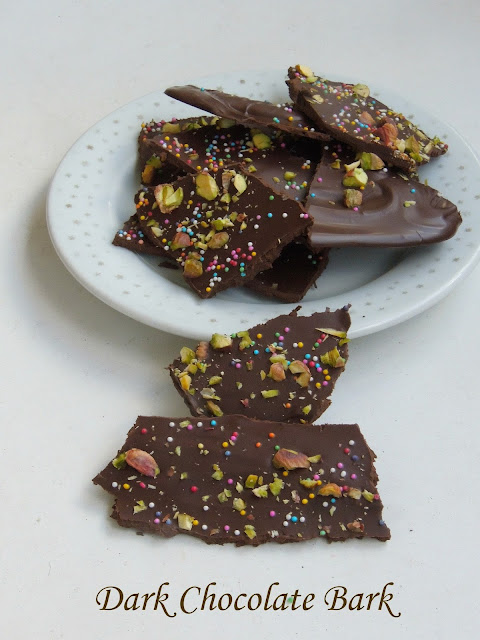 Dark chocolate bark with pistachios