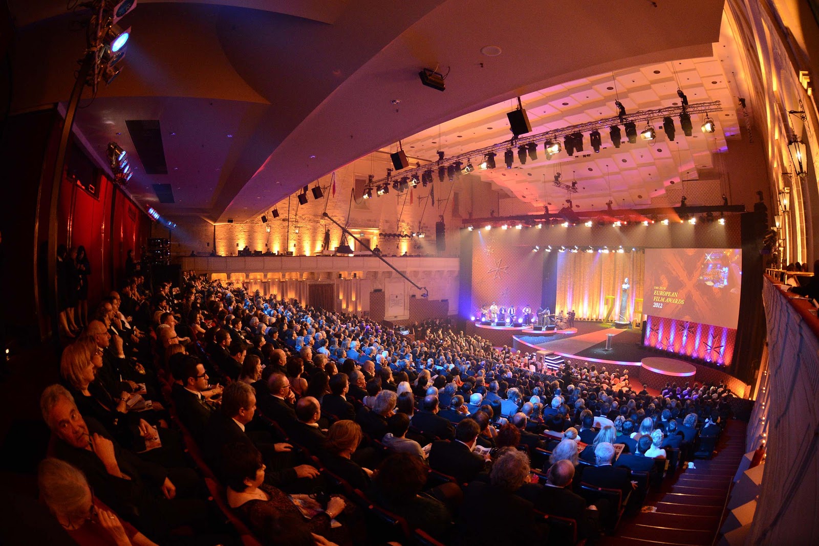 Así fue la ceremonia de los Premios del Cine Europeo 2012 (EFA