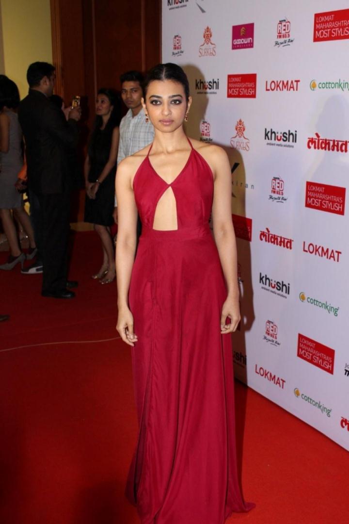 Radhika Apte At Lokmat Maharashtra Most Stylish Awards In Red Dress