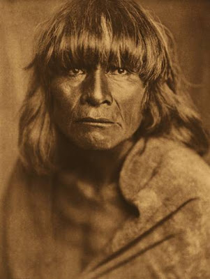 hombre nativo hopi