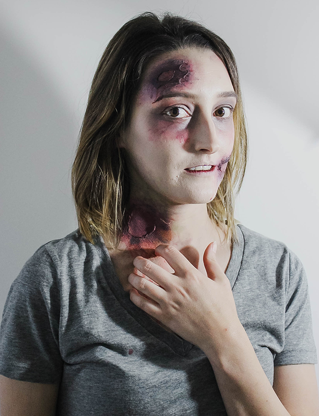Halloween How-To: Zombie Makeup
