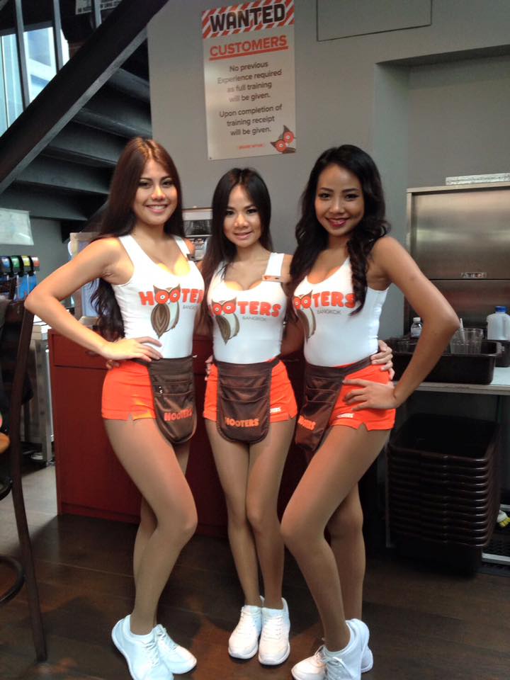 Hooters To Open In Cambodia This Oct