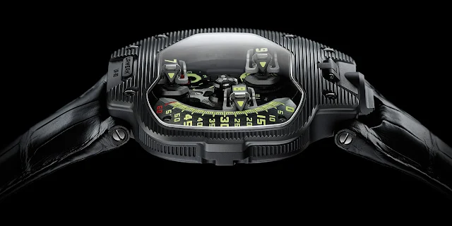 Urwerk UR-110 ST Watch side