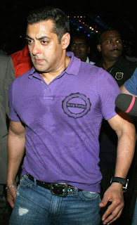 Perfect & Cool Profile picturzzzz: Salman Khan Rocking Pics...Must