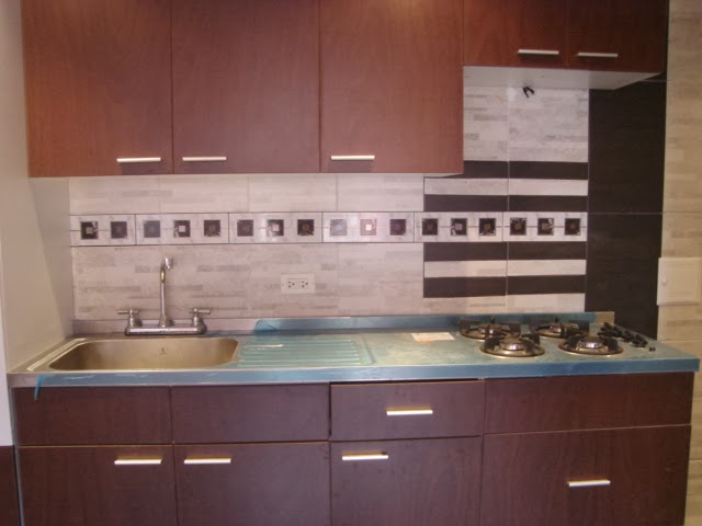 ESPECIALISTA EN ACABADOS Y CONSTRUCCION: COCINAS