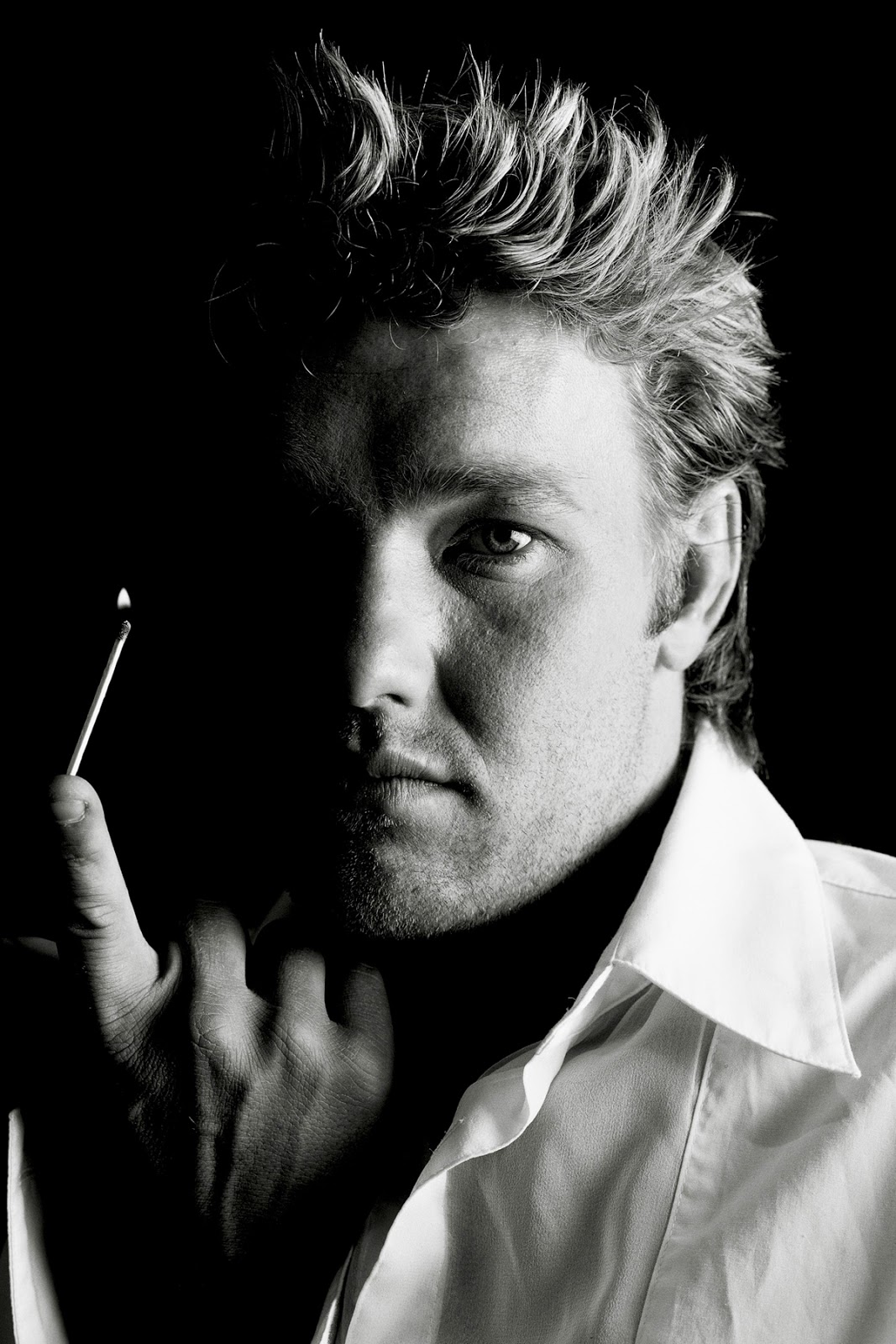 birthdays: Joel Edgerton (photos)