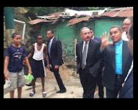 Vuelven las visitas sorpresas de Danilo Medina, le toco esta vez a Las Cañitas