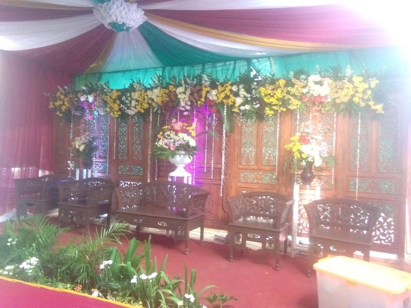 JOGJA DEKOR JASA DEKORASI PERNIKAHAN WEDDING GATHERING YOGYAKARTA
