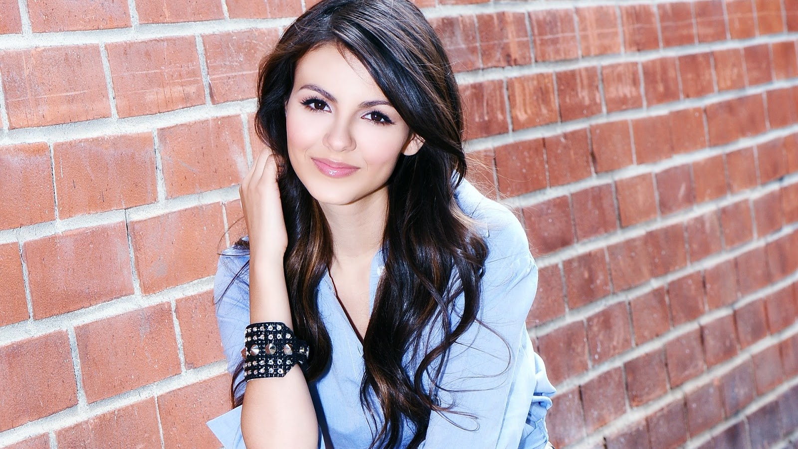 Victoria Justice hq wallpapers:wallpapers screensavers