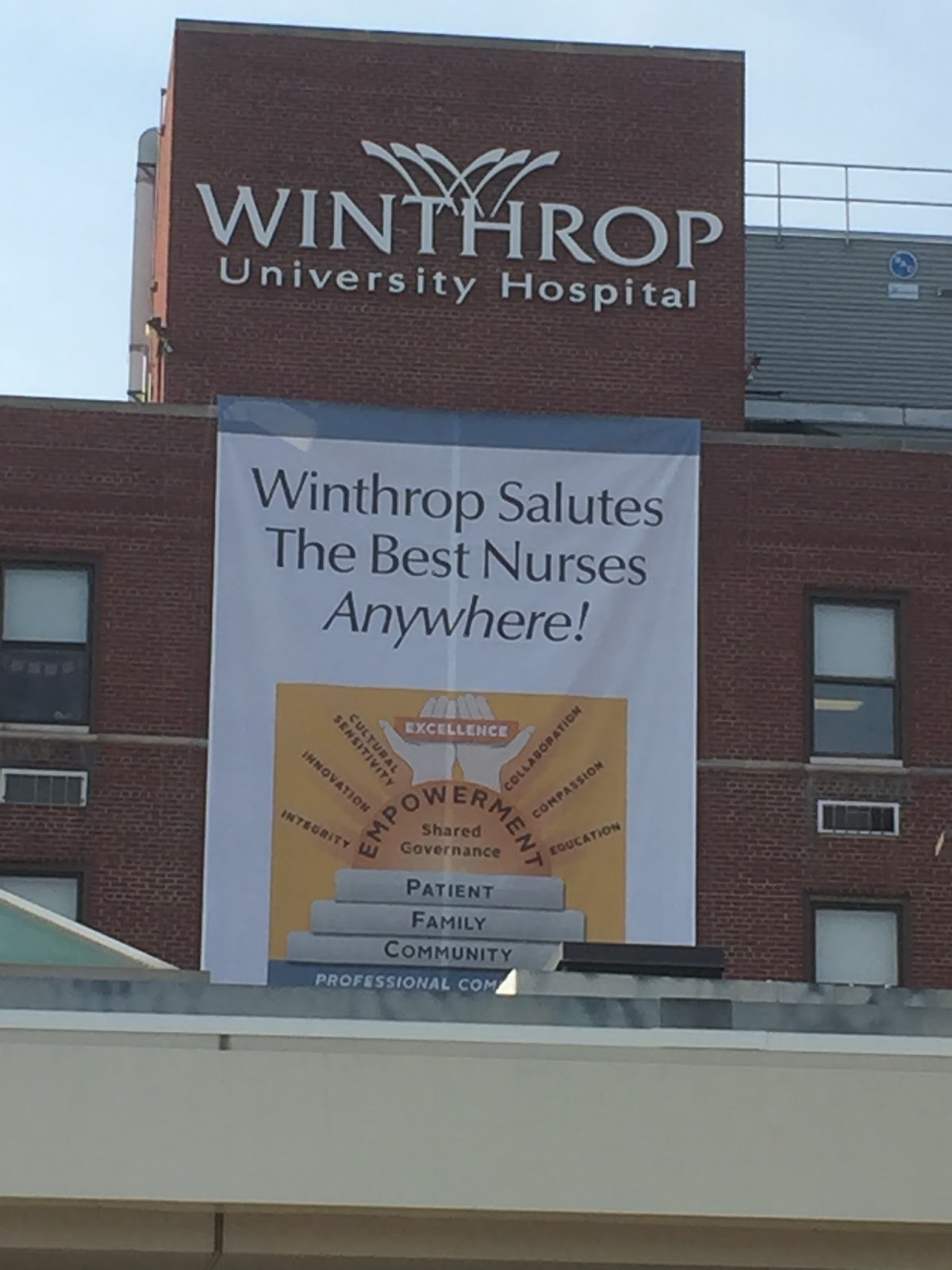 Visit to Winthrop Hospital with Santa! I.O.O.F. MineolaPacific Lodge