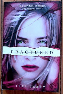 Fractured by Teri Terry