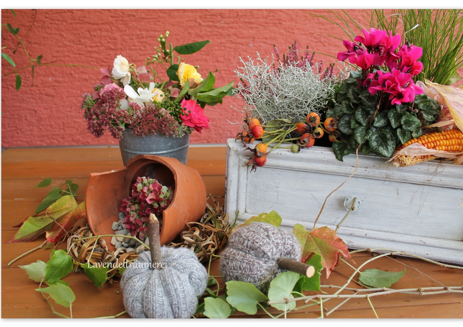 Lavendelträumerei: Herbstliche Terrasen Deko