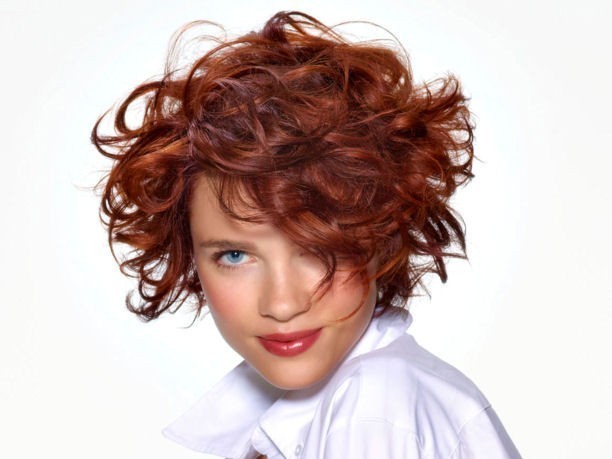 Tagli Corti Per Capelli Ricci E Viso Tondo