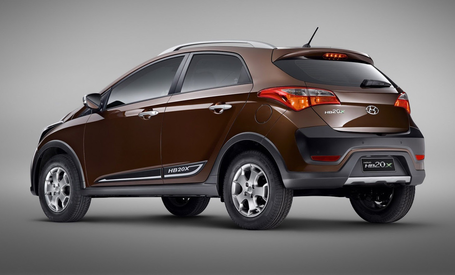 Hyundai Crossover HB20X sporty and tough | Diverse Information