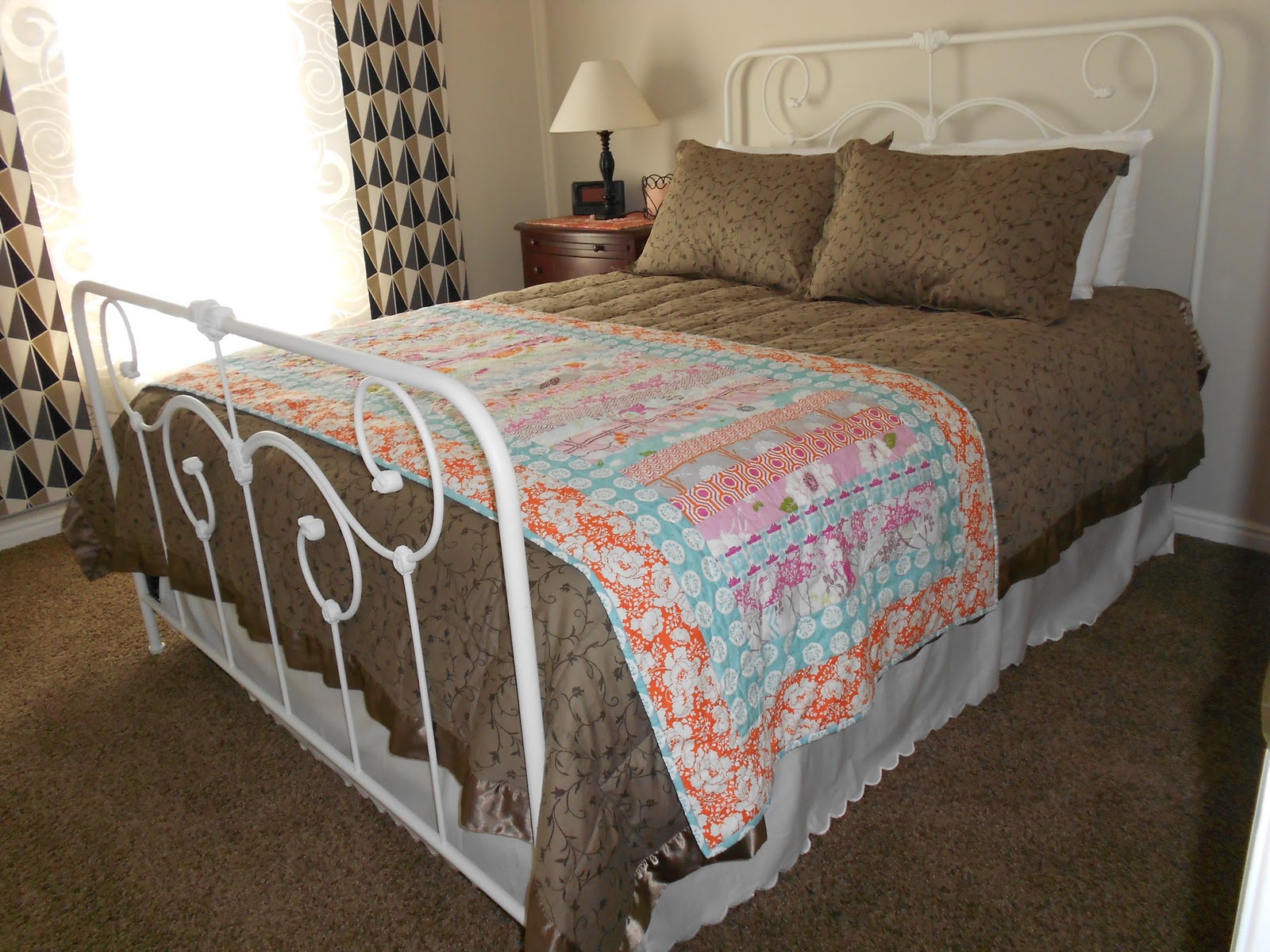 a notion to sew Guest Room Bed Runner