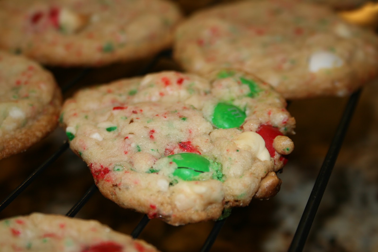 sugar & spice: White Chocolate Peppermint M&M Cookies