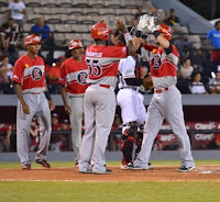 Béisbol invernal: Escogido, Estrellas Orientales y los Toros del Este cortan racha al  Licey