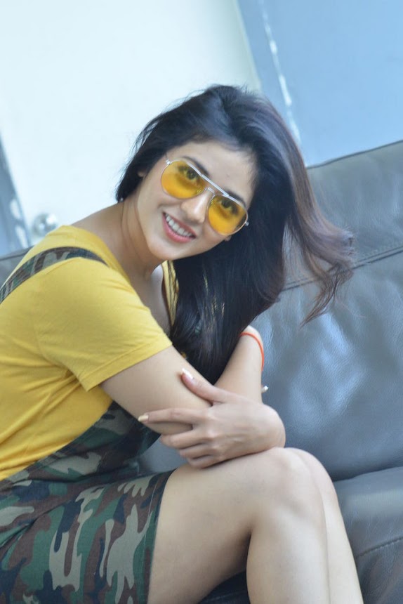 Priyanka Jawalkar at Taxiwaala Movie Press Meet