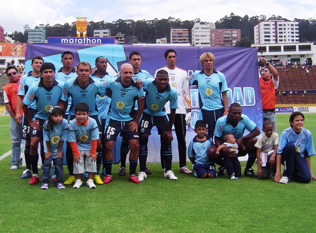 ANOTANDO FÚTBOL * UNIVERSIDAD CATÓLICA DE QUITO