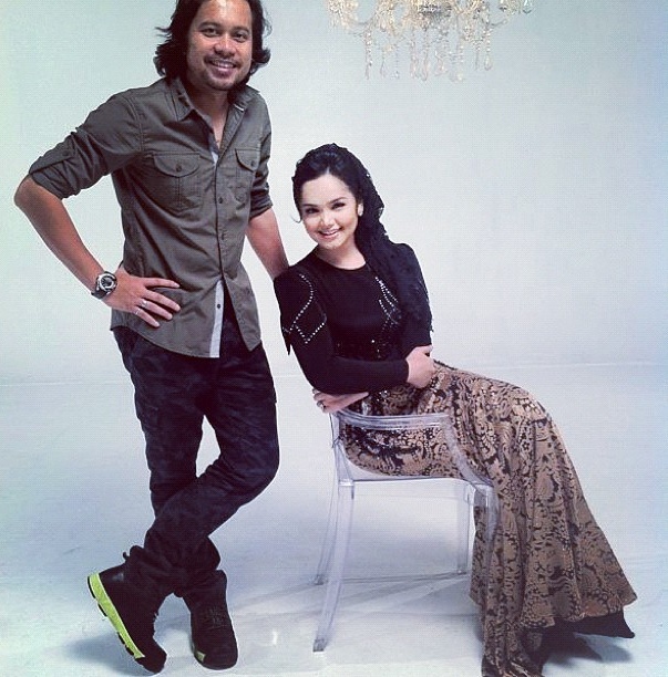 Izz Latif : (Video) Dato' Siti Nurhaliza & Hafiz - Muara Hati