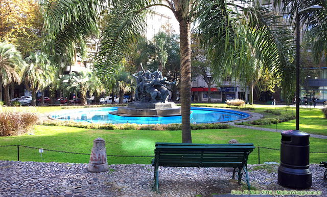 Plaza Fabini | Fonte e jardins | Montevidéu Plaza Fabini | Fonte e jardins | Montevidéu