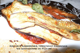 Vie quotidienne de FLaure: aubergines, tomates et parmesan en gratin