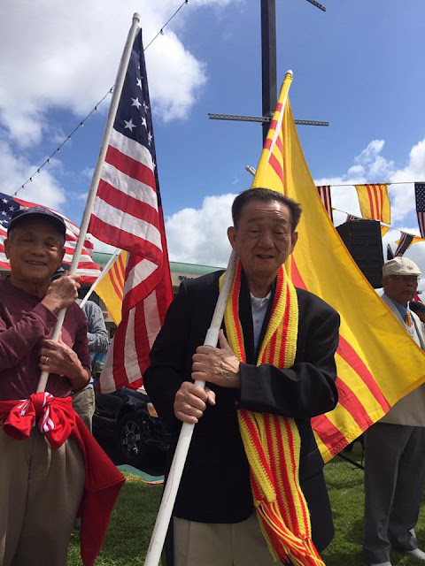 Tien Tri Vũ Trụ Trần Dần Quốc Trưởng Chinh Phủ Lam Thời Vnch Tại Hoa Kỳ Bị đặc Cong Việt Cộng đe Dọa Thanh Toan Nhưng Ong Vẫn Hien Ngang Ra Lời