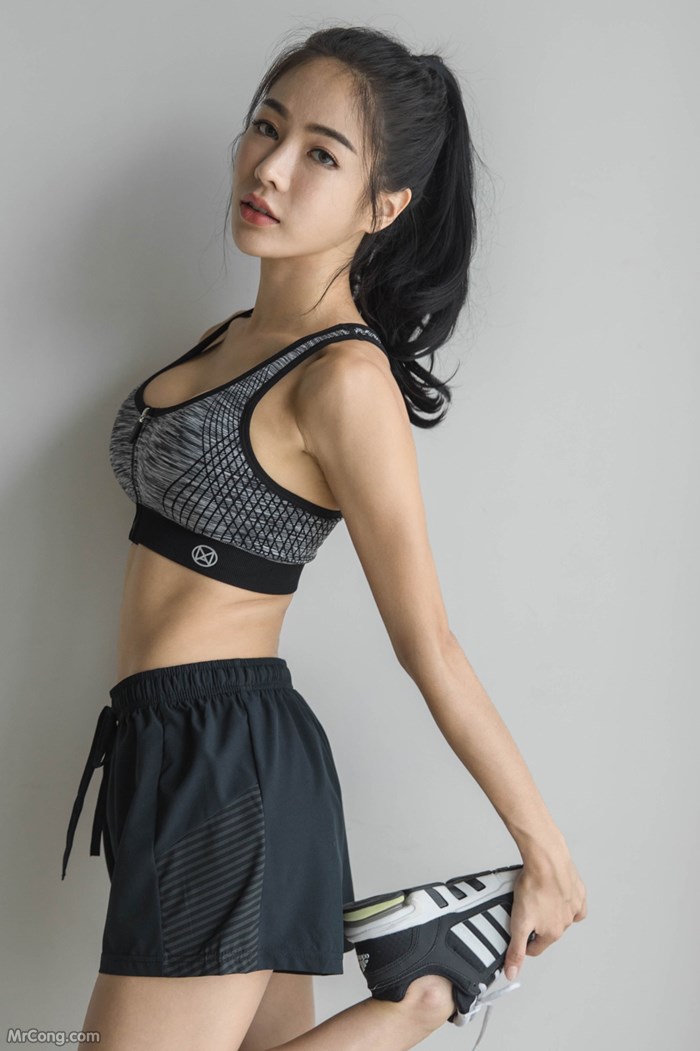 The beautiful An Seo Rin shows off her figure with a tight gym fashion (273 pictures)