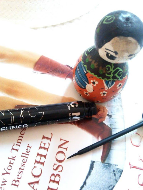 Nyc Liquid Eyeliner (Black), bornova74_blog