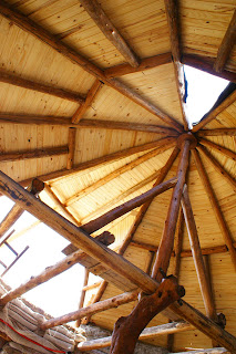 superadobeserrano: Ultimo techo listo!