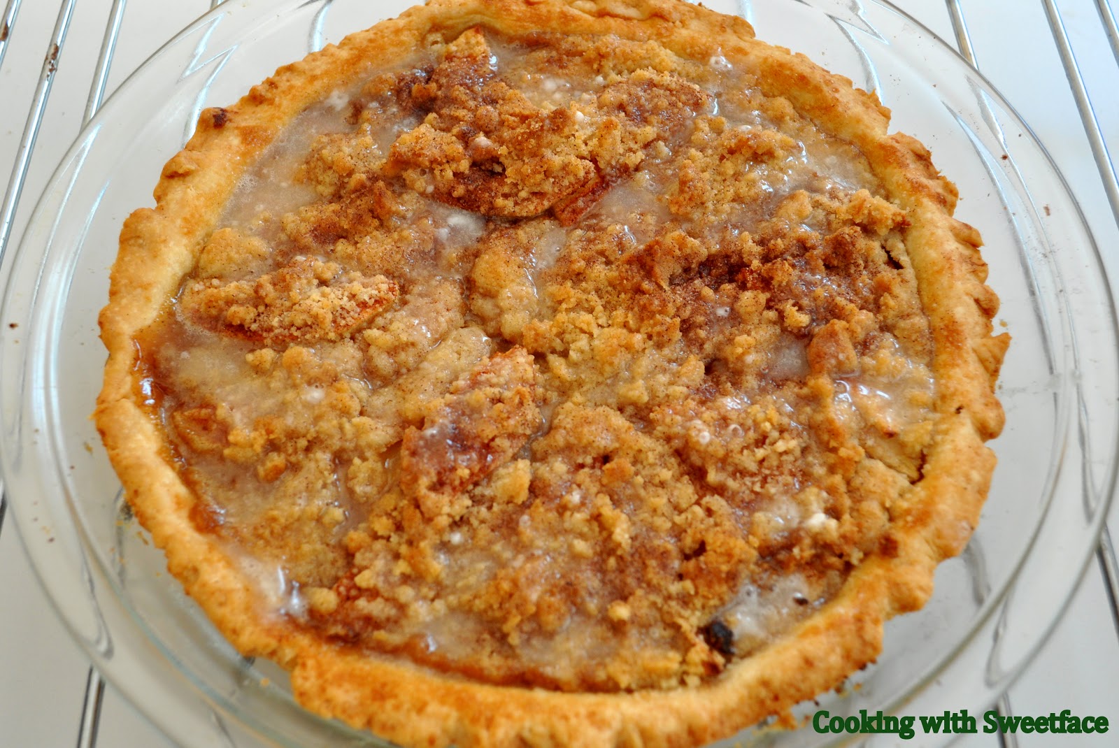 CookingwithSweetface Apple Dessert Pizza