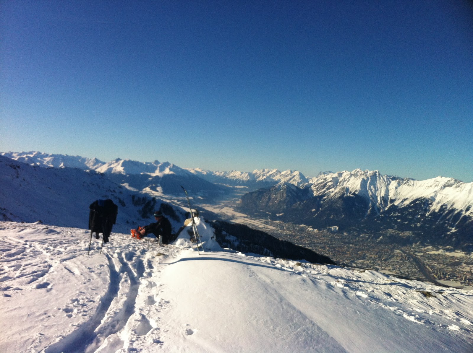 Gebis Guide to Sports in Innsbruck Glungezer/Schartenkogel Skitour