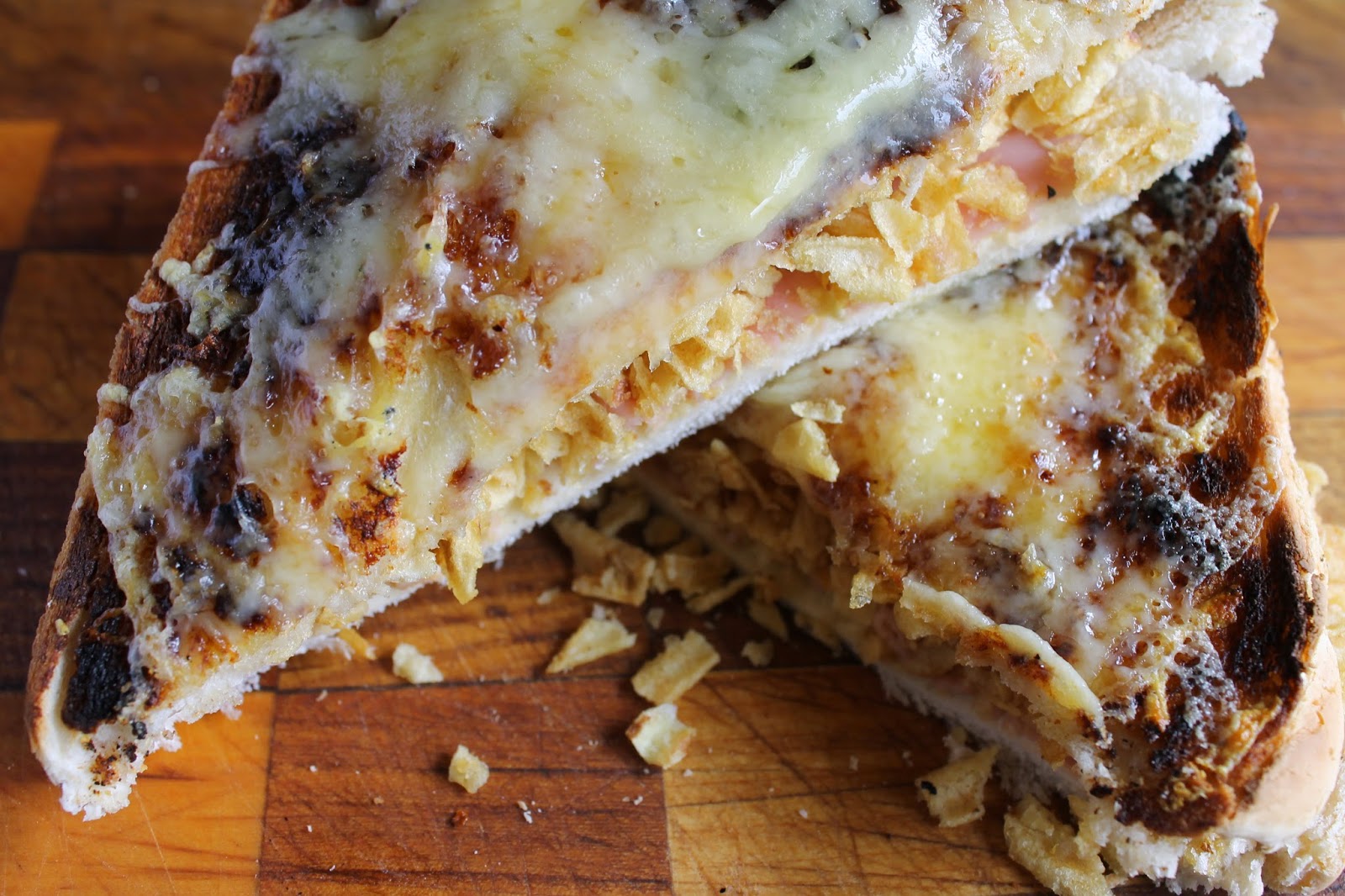 JibberJabberUK The Ultimate Crisp Sandwich