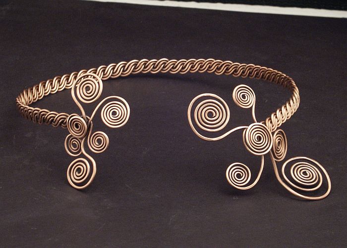 TheAngstyArtist Copper Torque Necklace