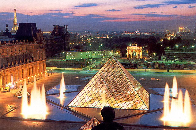 متحف اللوفر في باريس ~ احلى سياحه