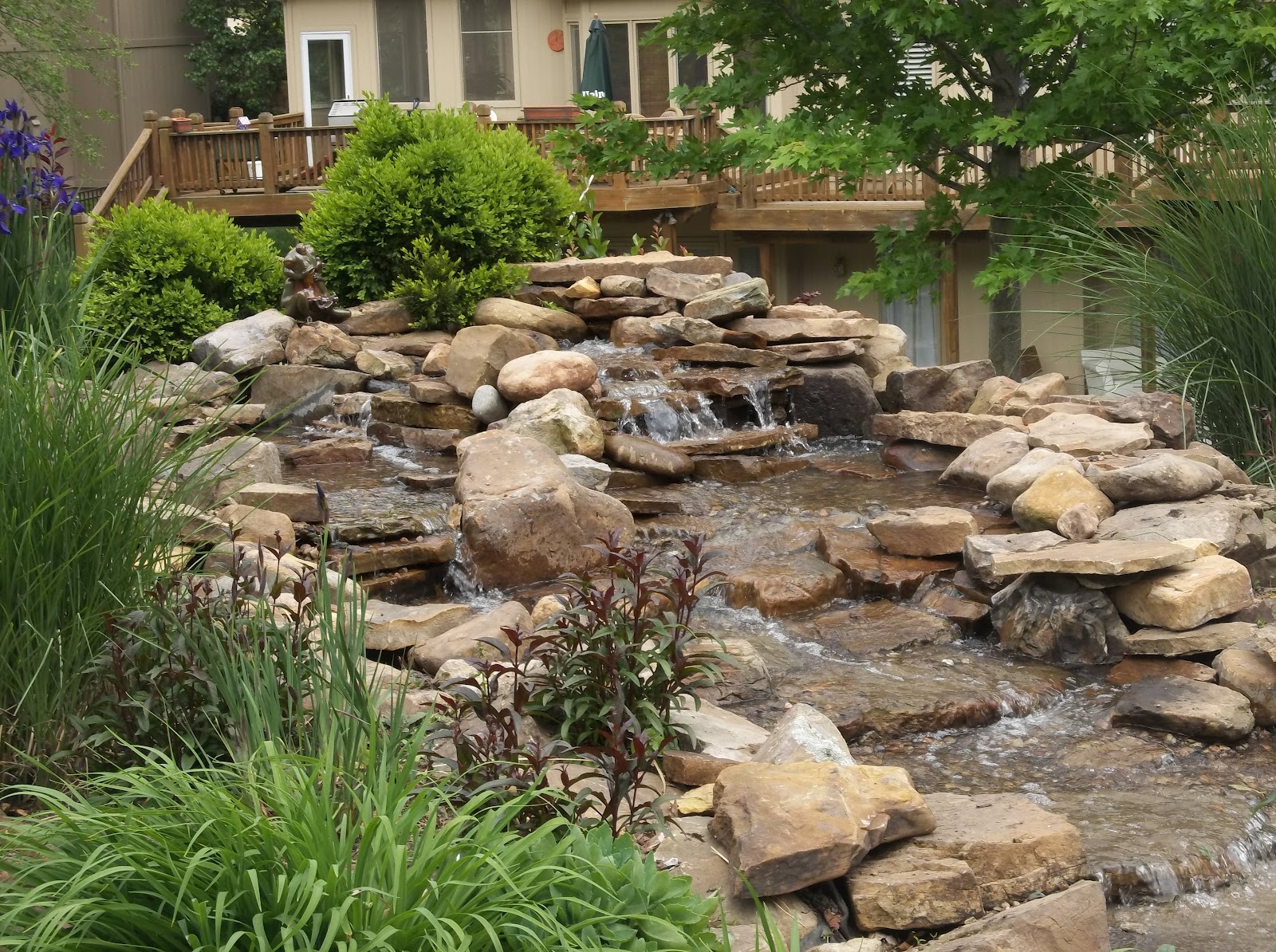 Kansas city WATERFALL CONSTRUCTION.