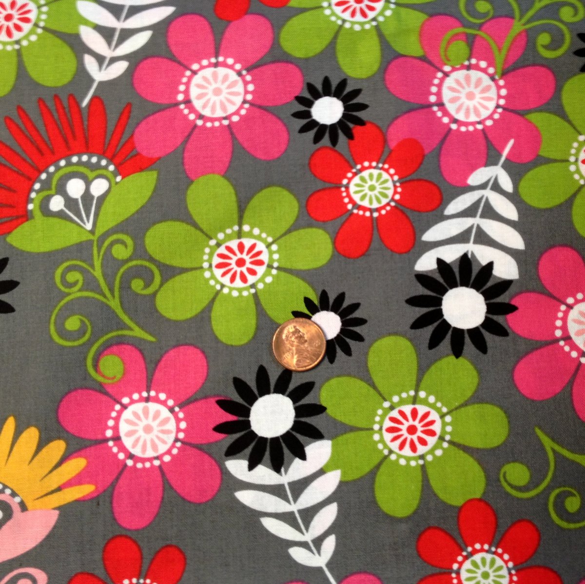 black and pink striped wallpaper