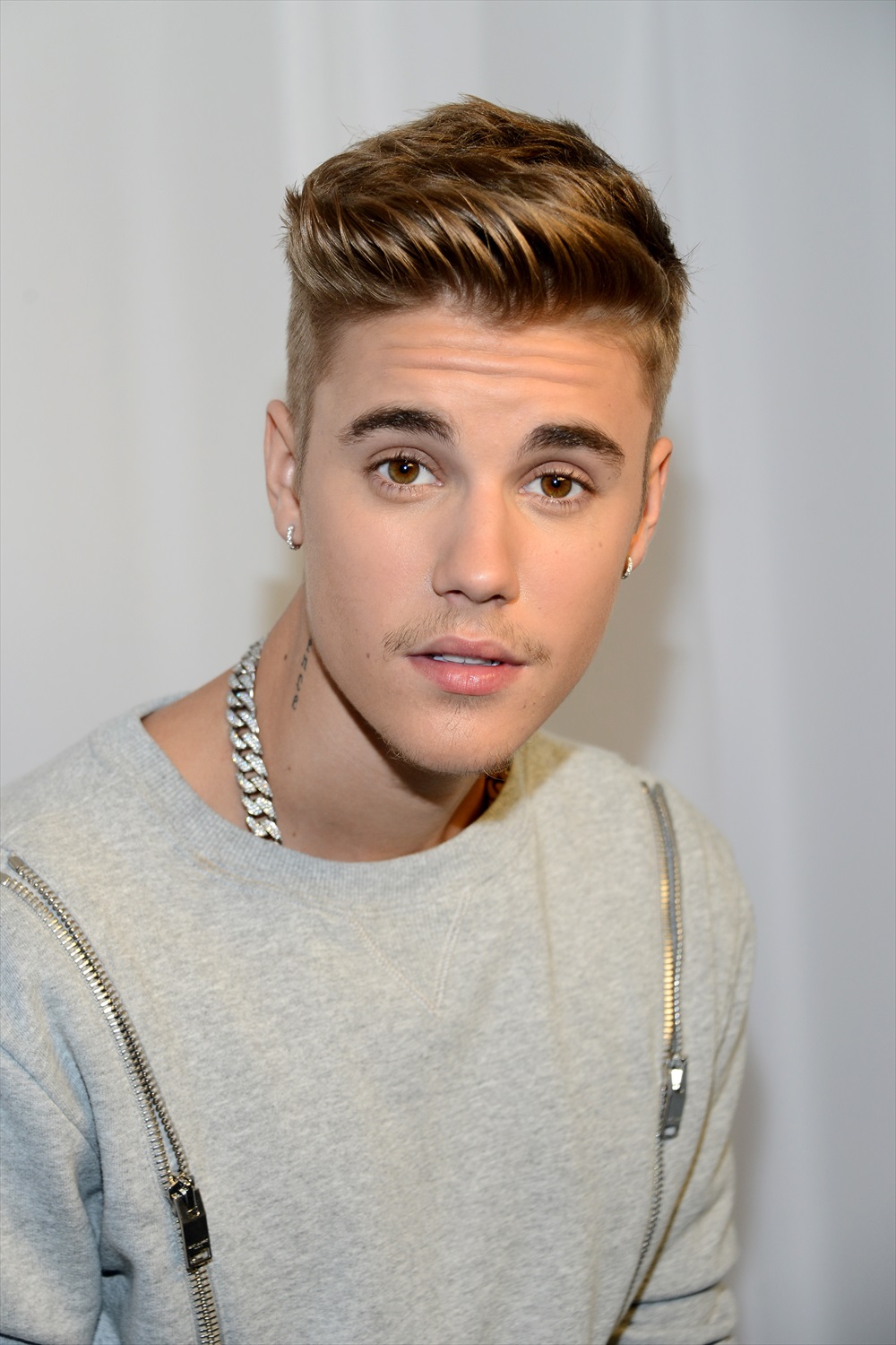 Hot Photo Gallery: Most Handsome Singer Justin Bieber ...
