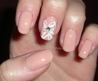 Killer Nails: Bow Nails