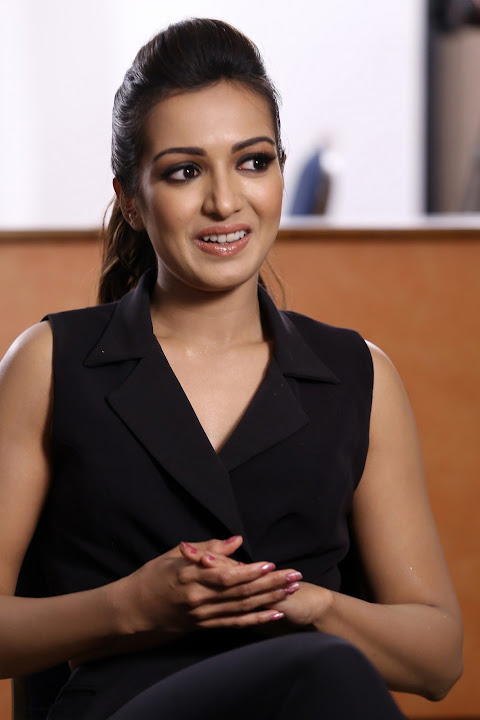 Catherine Tresa interview about Goutam Nandha movie