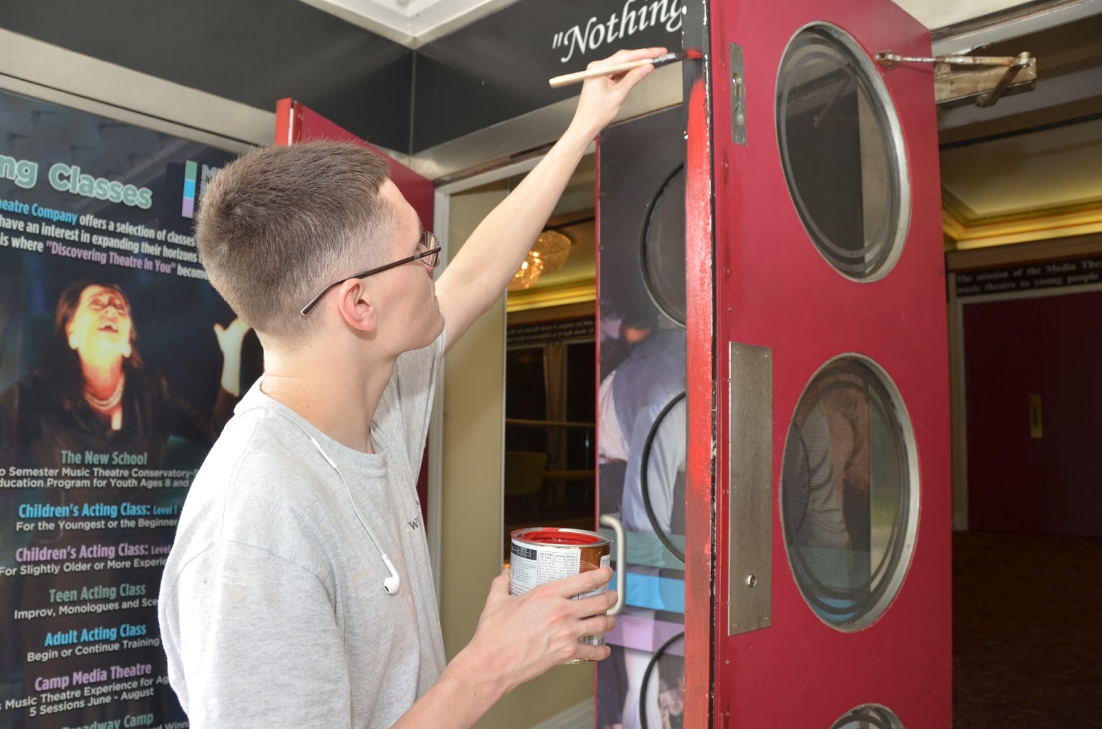 Media Theatre News! WILLIAMSON TRADE SCHOOL GOES 'HOME' TO ASSIST THE