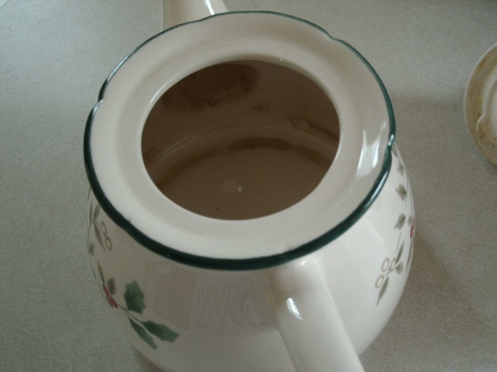 Cleaning tea ware