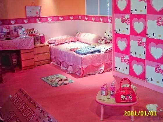 Kamar Tidur Wanita Remaja dan Dewasa Bertema Hello Kitty ...