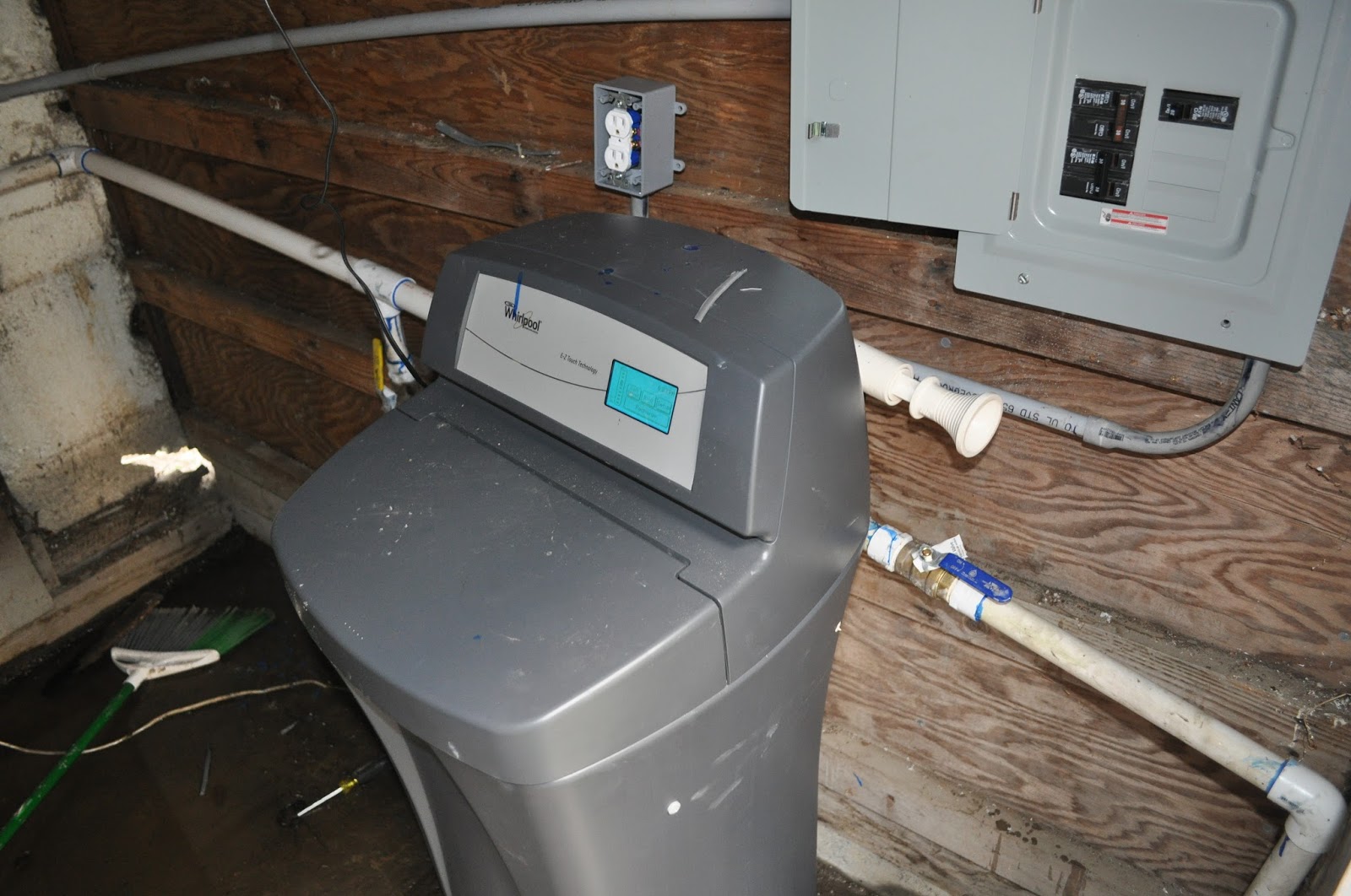 Water Softener Sulfur Smell Well Water Water Softener