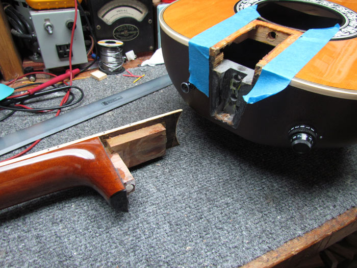 Removing Ovation Guitar Neck for Reset Crawls Backward (When Alarmed)