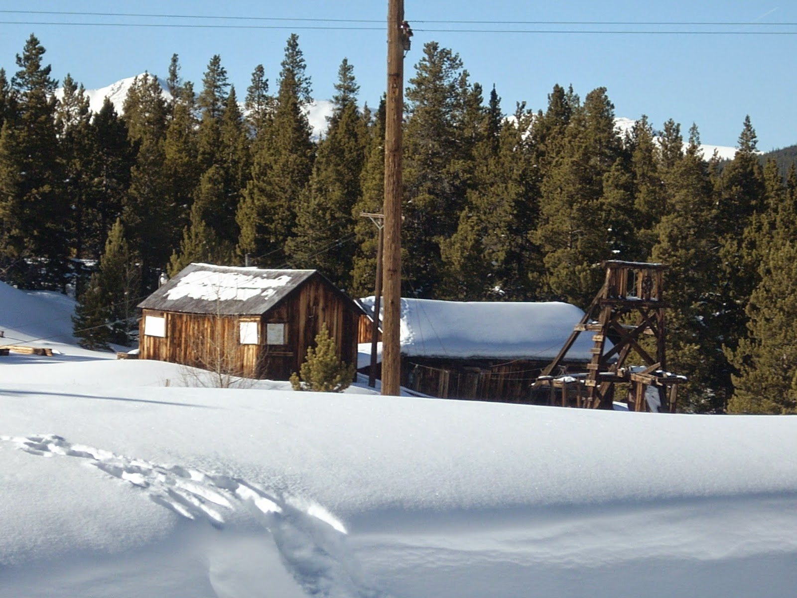 Explore Colorado Snowshoeing the Leadville Mineral Belt Trail